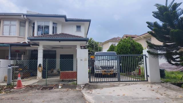 Taman Puncak Jalil End Lot House 1