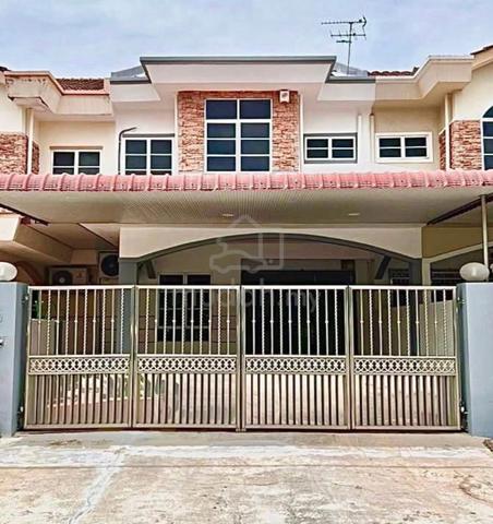 Rumah sewa cantik di Ampang , dekat SMK Gunung Rapat & Taman Ipoh Jaya 1