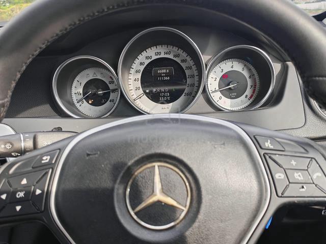 2014 Mercedes Benz C200 CGI BlueEFCY/FULL LOAN - 3
