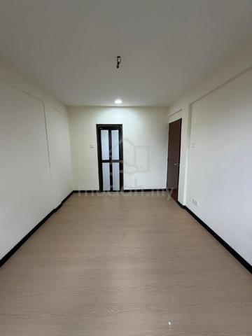 Sri Lanang 1