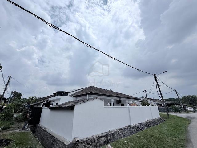 HOUSE For SELL 1