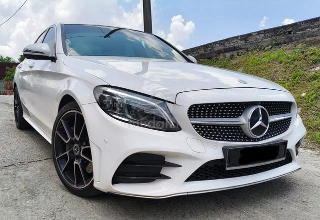 2019 Mercedes Benz C300 2.0 AMG LINE 🔥ORI PAINT - 1
