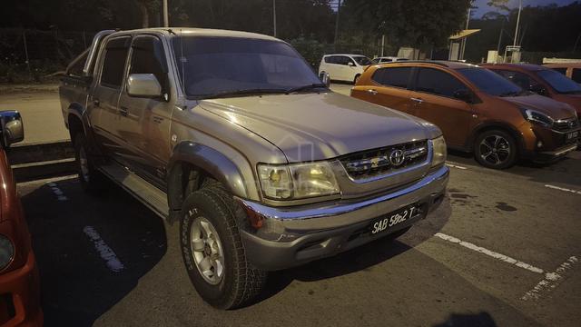 2002 Toyota HILUX 2.8 MY00 LN166R (M) - 2