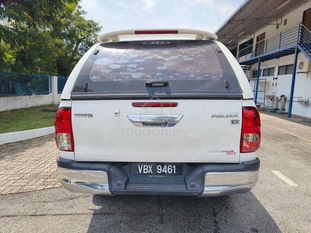 Toyota Hilux Double Cab 2.8G AT 4x4 - 4