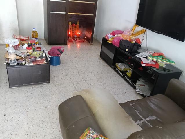 Sri Petaling 2.5 Storey Double Storey Terrace House For Sales 1
