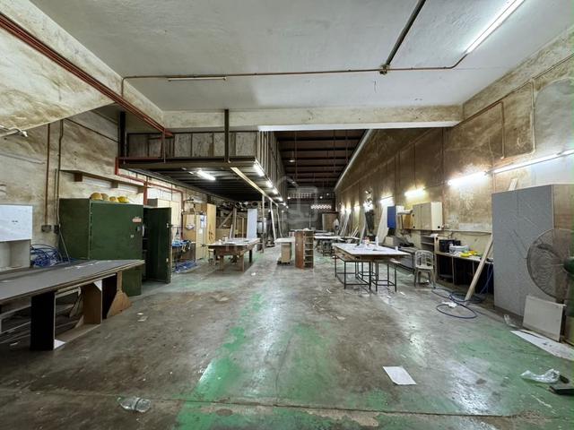 For Sale 1.5 Storey Terrace Factory @ Permas 9/x 1