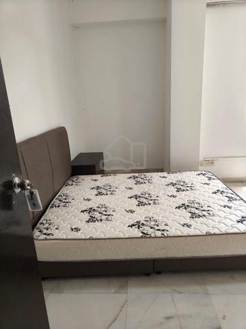 Aloha Tower / Jb Town / to ciq 5 mins / Low Deposit / common room 1