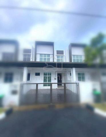 [Renovated] Taman La Casa Lunas 1