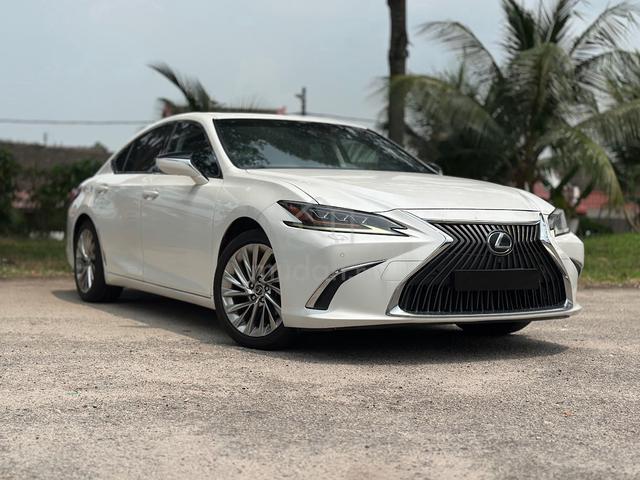 2020 Lexus ES250 2.5 LUXURY MY19 XZ10 (A) - 1