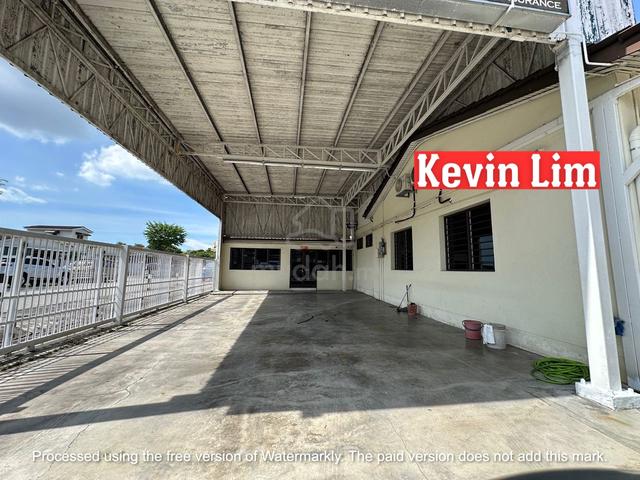 Single Storey Corner Shop 2800 Sf Rent Big Compound Jelutong 1