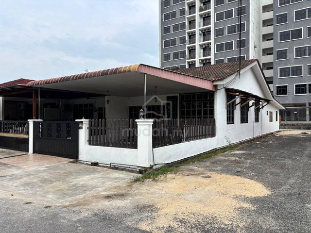 Rumah untuk dijual di Taman Amal, Jalan Langgar 1