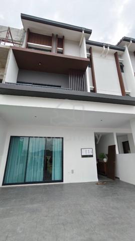 Intrika 4 Serena Height @ Bangi. 1