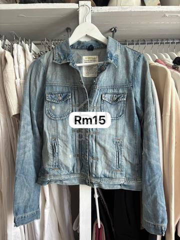 pakaian preloved Perempuan - photo 5 of 6