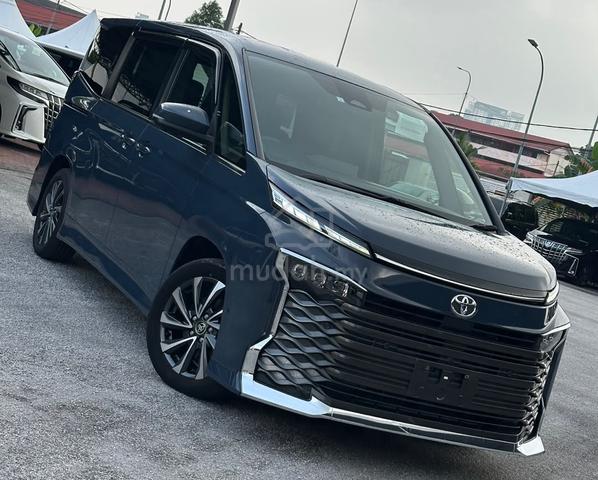 [GREY RARE] 2023 Toyota VOXY - FULLSPEC 360 BSMDIM - 1