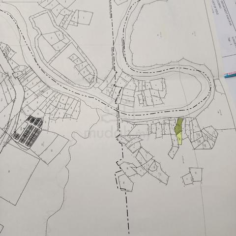 Lundu riverfront land 1