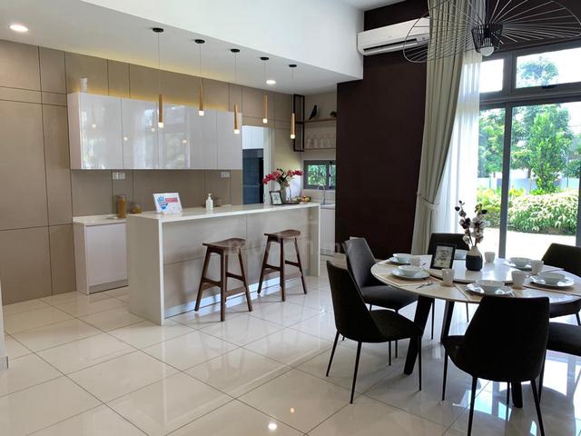 Brand New Semi D Broadleaf Residence Kota Kemuning 4