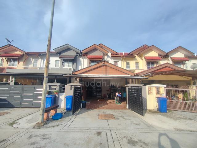 FULLY RENOVATED DOUBLE STOREY DENAI ALAM with Special Attic Room 1