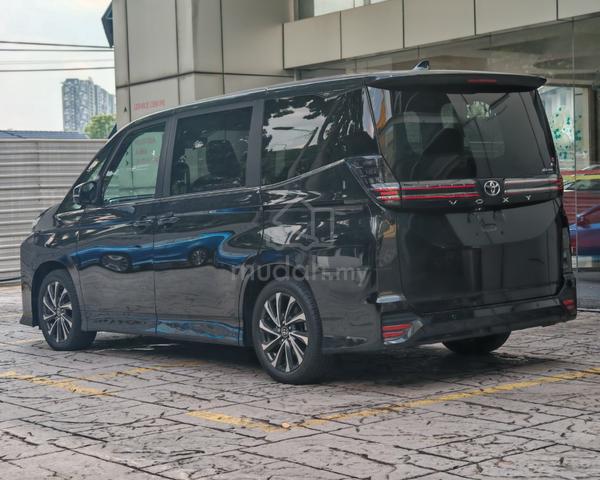 2023 Toyota VOXY 2.0 S-Z HUD BSM DIM POWER BOOT - 2