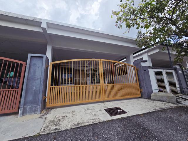 Single Storey for sale Taman Tanjung Minyak Perdana Melaka Facing Open 1