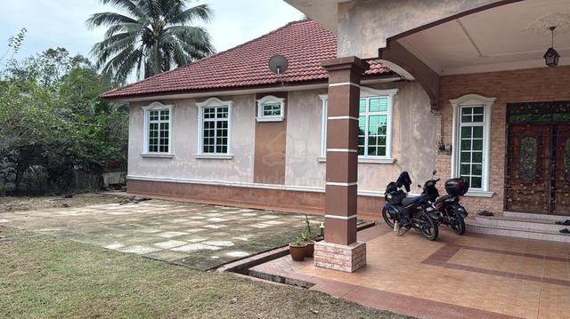 Bilik sewa perempuan, Pdg Mokan, Kota Bharu 1