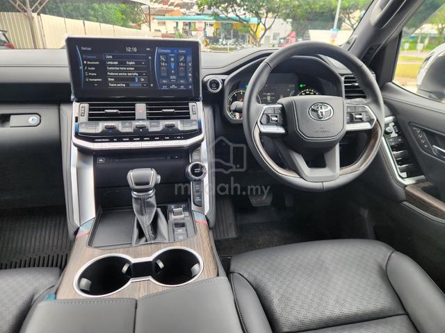 2024 Toyota Landcruiser ZX Modellista Black Inside - 2