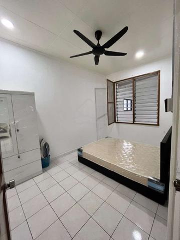 Room for rent/ Bilik Sewa 1