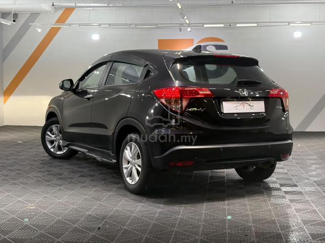 [FULL LOAN/TOP CONDITION]2016 Honda HR-V 1.8 V (A) - 3