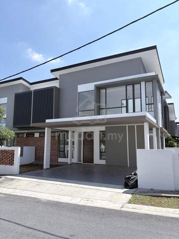 New Double Storey Semi-D for sale(Country Villa Resort, Air Keroh, Mel 1