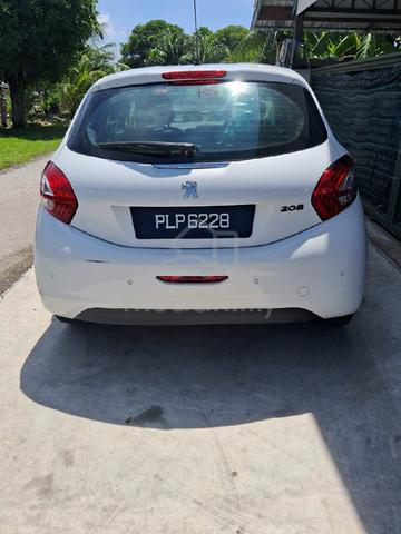 2014 Peugeot 208 1.6 VTi ALLURE (A) - 2
