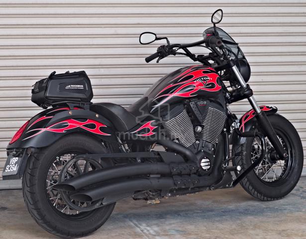 victory vulcan motorcycle