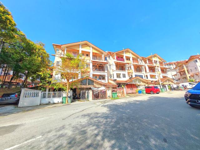 FACING OPEN RUMAH TEPI Tingkat 1 Townhouse Taman Amansiara Selayang 1