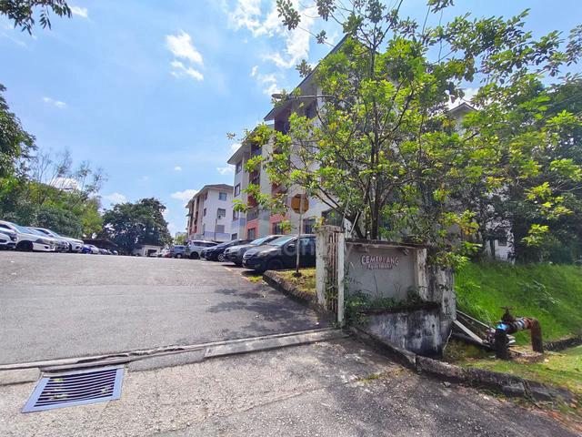 Cemerlang Apartments 1