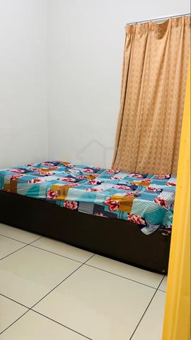 Oug parklane , Puchong old klang road 1
