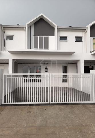 New 4 Bedrooms for Rent at Eka Heights |with Table Top | Open Views 1