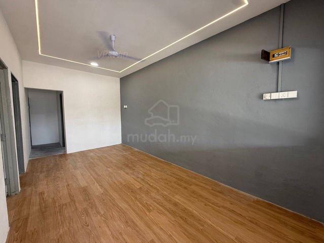 Taman Gelang Emas Gelang Patah Single Storey For Sale 1