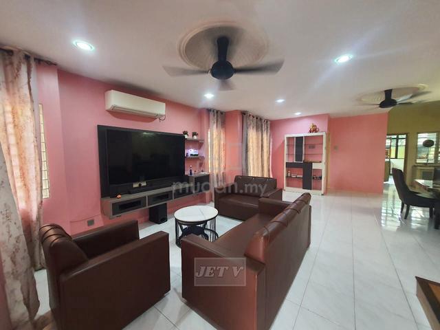 Partial Furnished kemuning Greenhill 2,240 sqft Double Storey Semi-D 1
