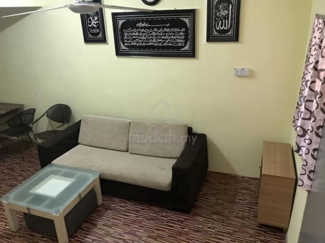 Rumah Dua Tingkat di Kota Masai 1