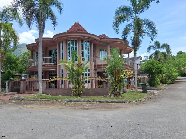 Fully reno house mampu milik 1