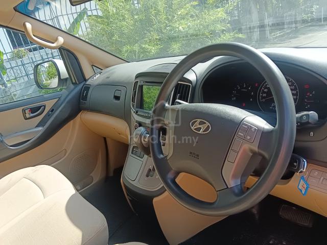 2019 Hyundai GRAND STAREX 2.5 ROYALE FACELIFT (A) - 5
