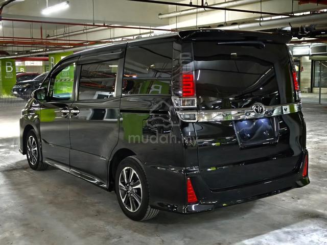 2021 Toyota VOXY 2.0 ZS KIRAMEKI 3 - 3