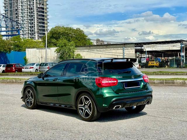 AMG GREEN 2016 Mercedes Benz GLA250 4MATIC 2.0 - 2