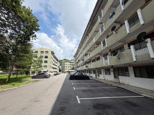 Rumah Pangsa Murni & Melor 1