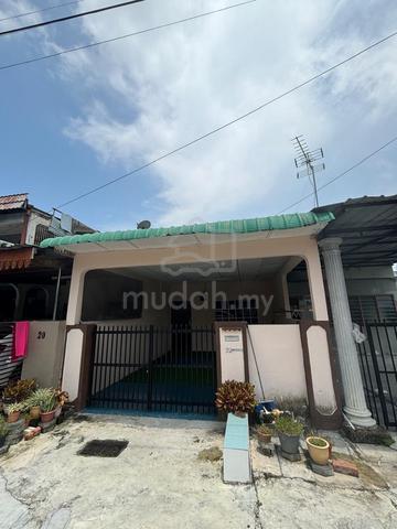 Rumah Teres 2 Tingkat – HSNI Taman Soga 1