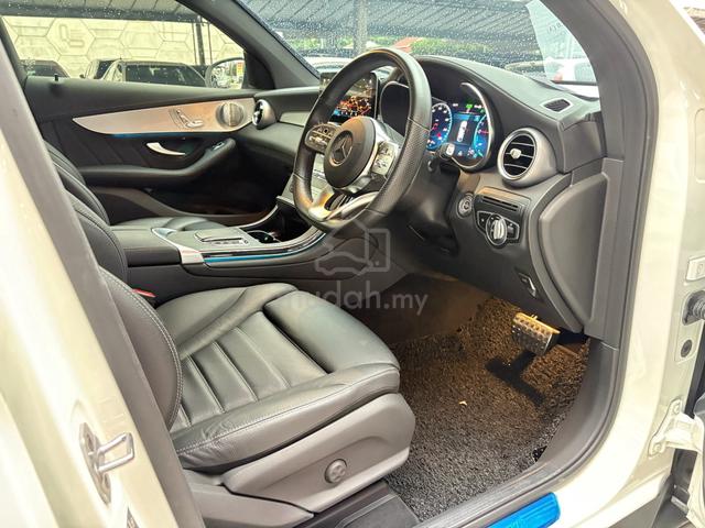 2023 Mercedes Benz GLC300e COUPE AMG 48K KM FSR - 5