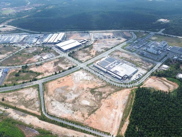 Industrial Land For Sale / Huge Land At Bandar Enstek Seremban Nilai 1