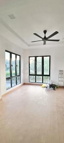 DEPOSIT 1 BULAN Doubled storey Terrace RENOVATION TERMURAH CANTIK LUAS 1