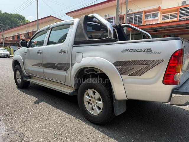 2010 Toyota HILUX 2.5 G MY05 KUN25R FACELIFT (M) - 3