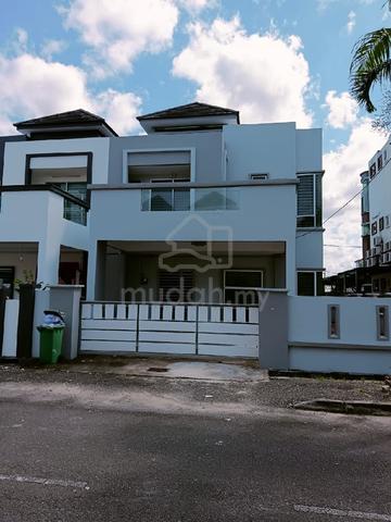 room at Taman mustika (near hsb)  1
