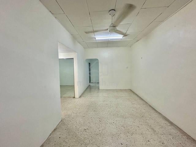 Single Storey @ Taman Desa Skudai|intermediate Lot |Facing Northeast 1