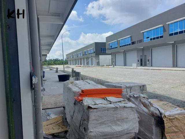 Telok Panglima Garang 1.5 Storey Link Factory For Rent 30x109 Sewa 1